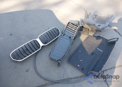 2023 BMW 530E z USA, uszkodzony, nr VIN WBA13AG08PCM41811